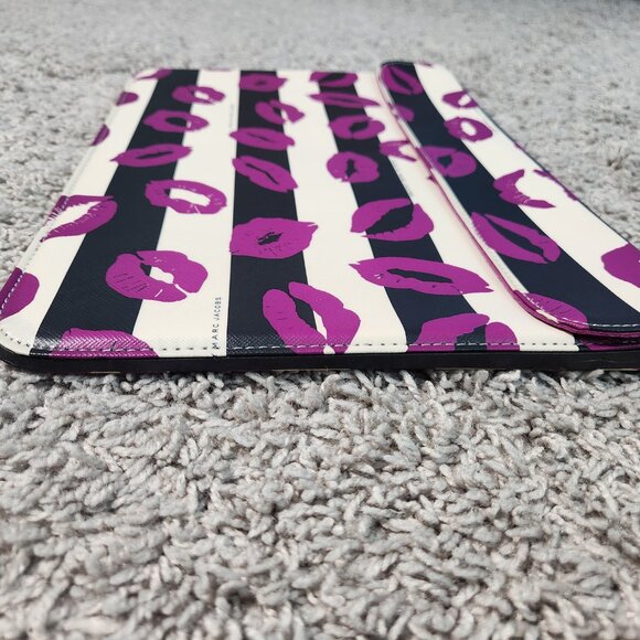 Marc Jacob Laptop/iPad Sleeve/Holder - Picture 6 of 8